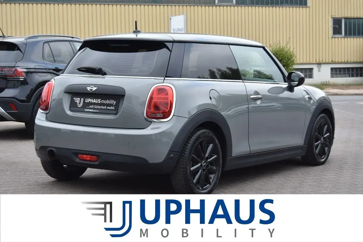 Gebraucht Mini ONE 102 PS (75 kW) 2017 Grau (moonwalk grey) Kleinwagen