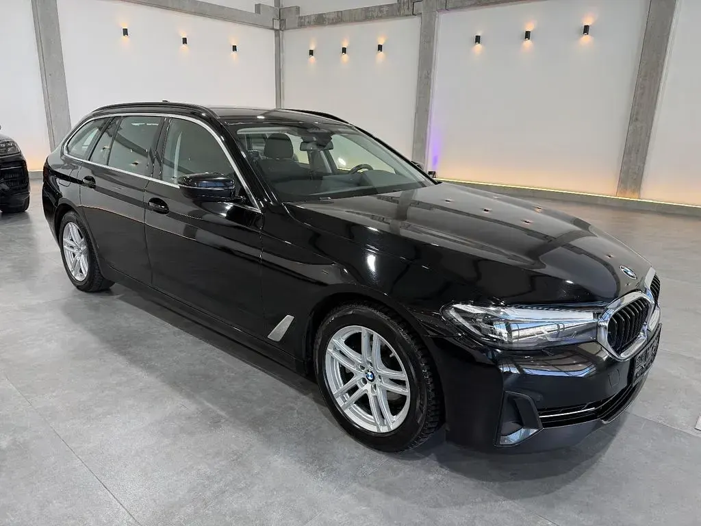 Second-hand BMW 520 Performance 190 CP (139 kW) 2020 Negru Berlinǎ