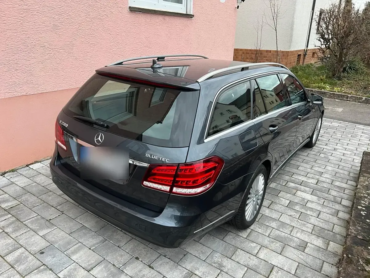 Gebraucht Mercedes E200 136 PS (100 kW) 2013 Grau Kombi
