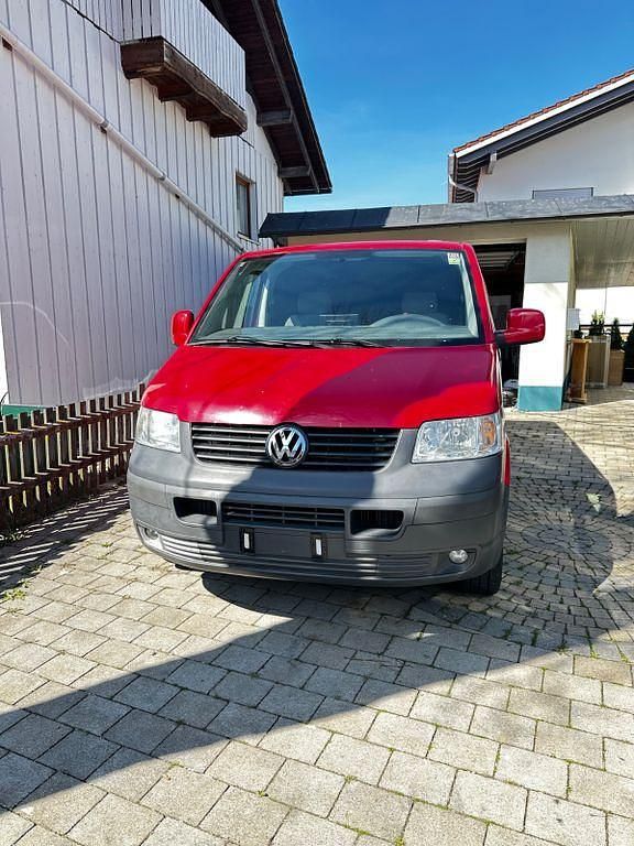 Second-hand VW Transporter 87 CP (63 kW) 2008 Roșu Van