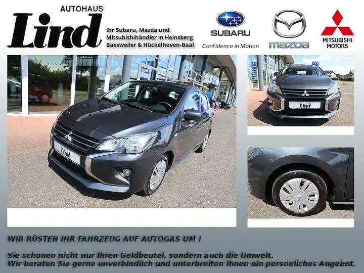 Weiß (islandweiß) Gebraucht 2023 Mitsubishi Space Star Select Limousine | 10.990 € (Fairer Preis) - Bild 1/4