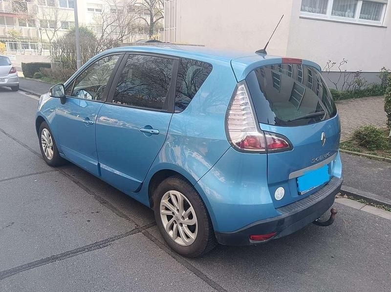 Blau Gebraucht 2015 Renault Grand Scénic III Van / Kleinbus | 5.200 € (Fairer Preis) - Bild 1/4