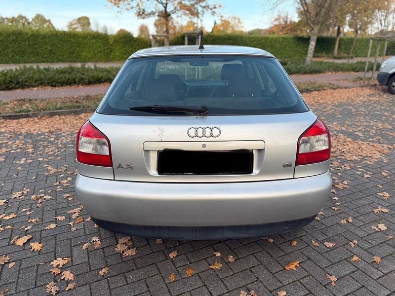 Second-hand Audi A3 102 CP (75 kW) 2001 Argintiu Hatchback