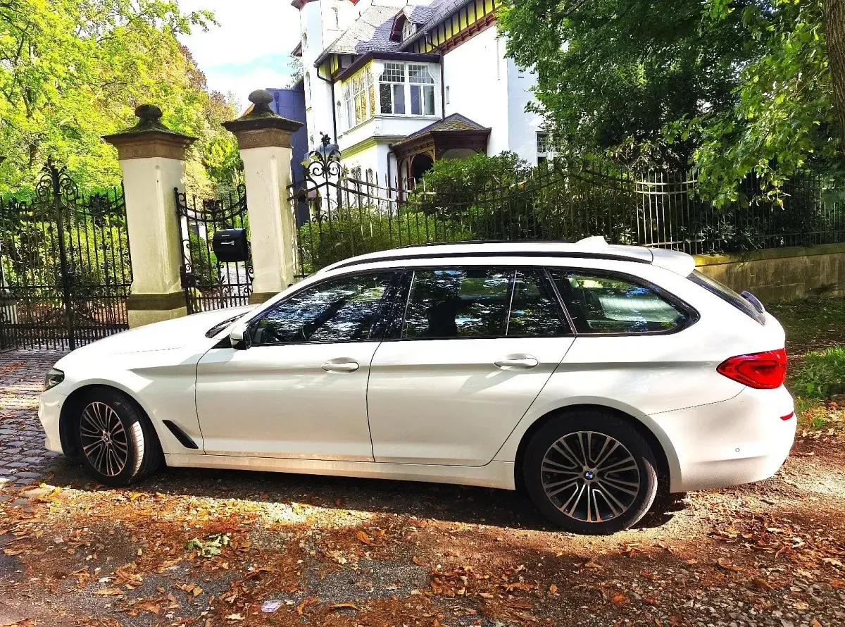 Gebraucht BMW 520 190 PS (139 kW) 2018 Andere farben Kombi