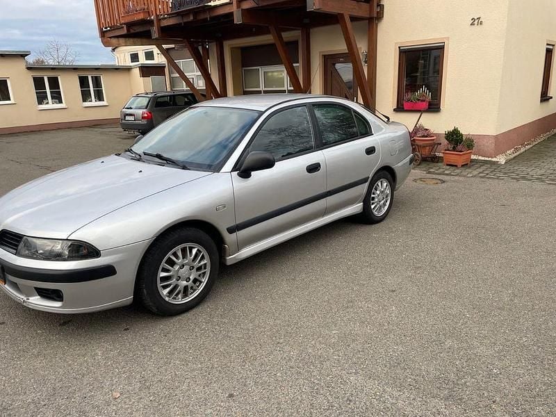 Gebraucht Mitsubishi Carisma 122 PS (89 kW) 2004 Silber Limousine