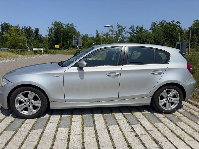 Gebraucht BMW 116 116 PS (85 kW) 2007 Silber Kleinwagen