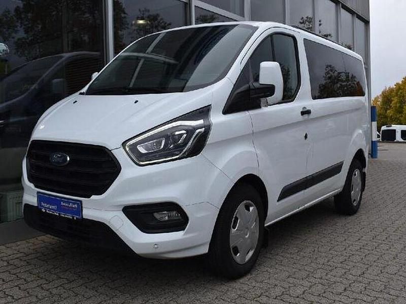 Gebraucht Ford Transit Custom Trend 131 PS (96 kW) 2018 Frostweiß Kombi