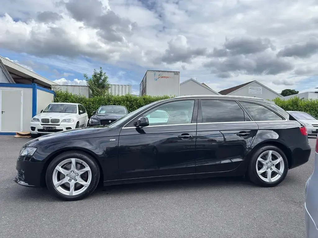 Gebraucht Audi A4 Ambition 143 PS (105 kW) 2011 Schwarz Kombi