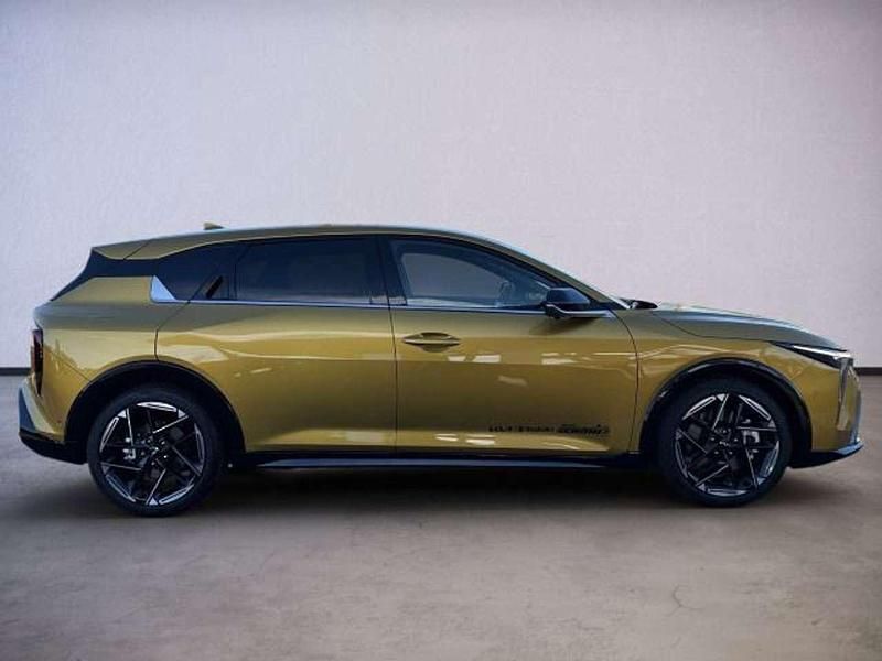 Neu Kia K4 179 PS (131 kW) 2025 Sparkling yellow Limousine