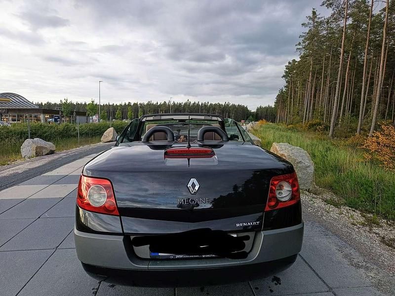Schwarz Gebraucht 2008 Renault Mégane Cabriolet Exception Cabrio | 2.900 € - Bild 1/4