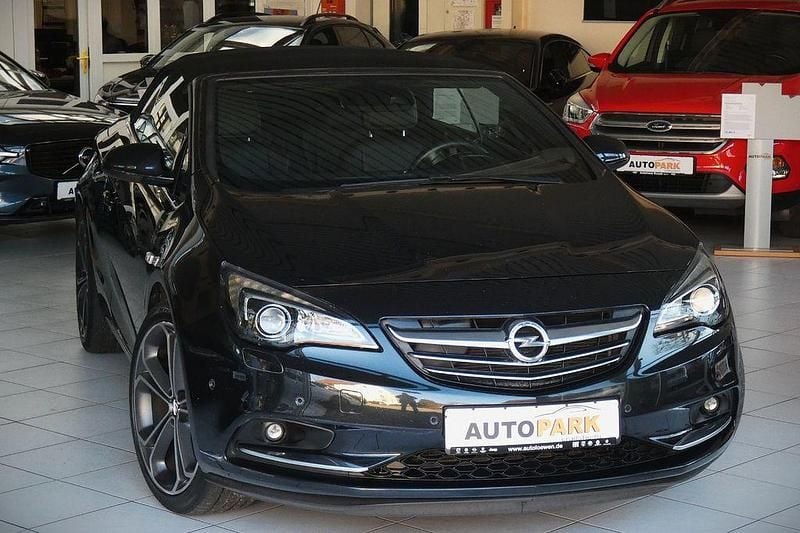 Gebraucht Opel Cascada Innovation 200 PS (147 kW) 2014 Schwarz Cabrio