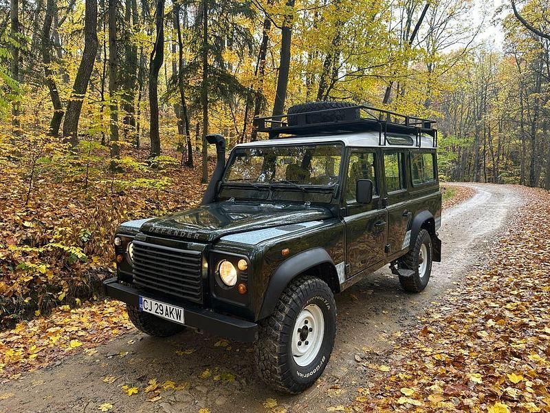 Grün Gebraucht 2002 Land Rover Defender S SUV | 16.300 € - Bild 1/4