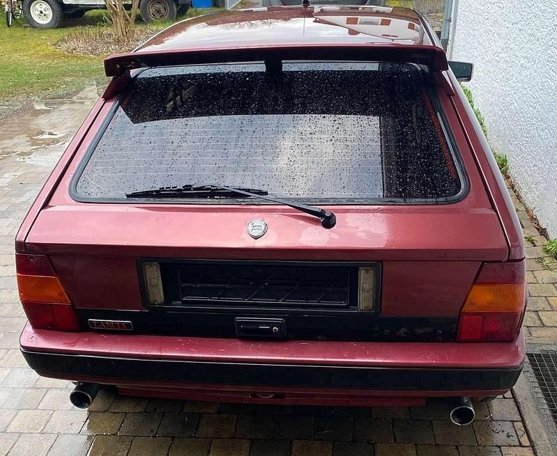 Second-hand Lancia Delta 177 CP (130 kW) 1990 Hatchback