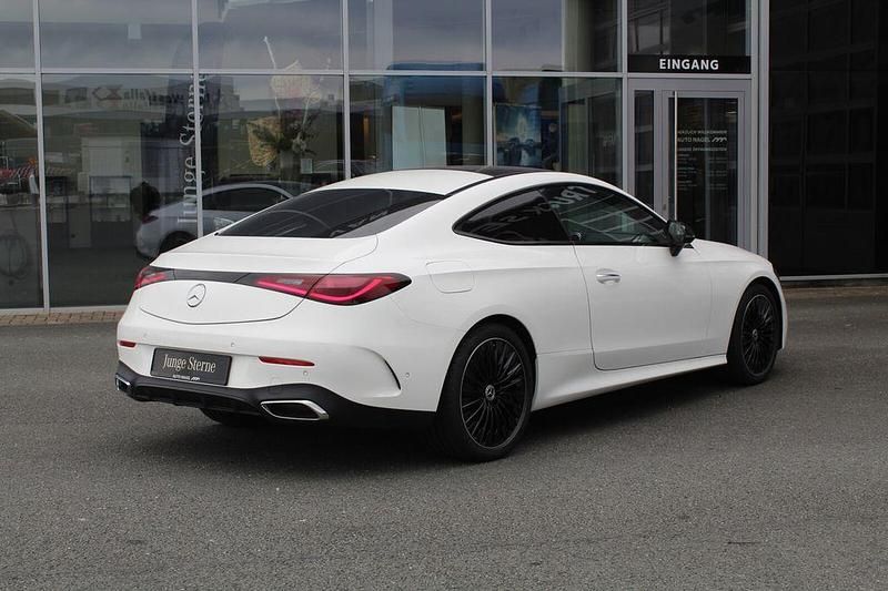 Gebraucht Mercedes CLE200 Premium 204 PS (150 kW) 2024 Weiß Coupé
