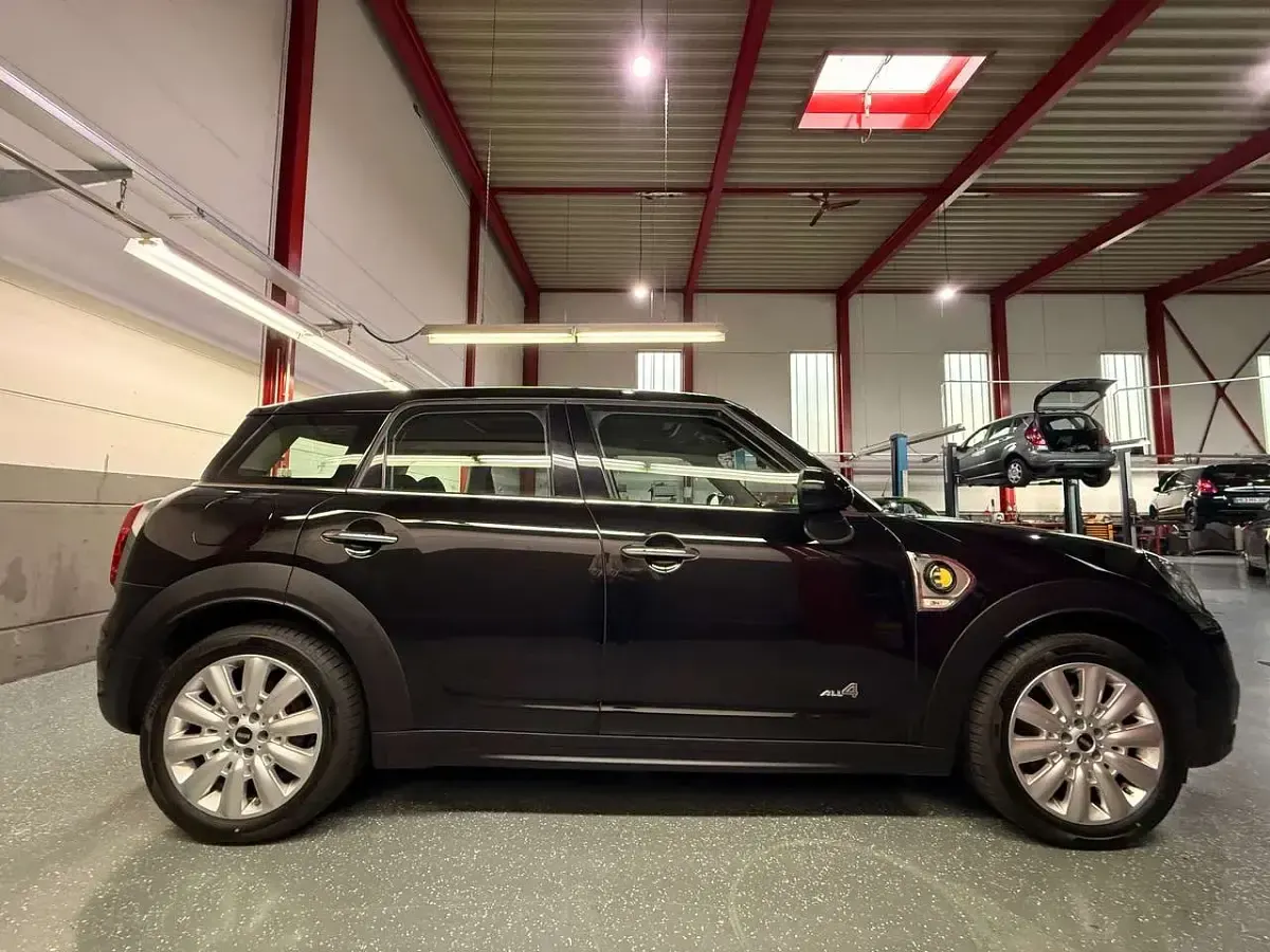 Gebraucht Mini Cooper S Countryman 136 PS (100 kW) 2019 Midnight black metallic SUV