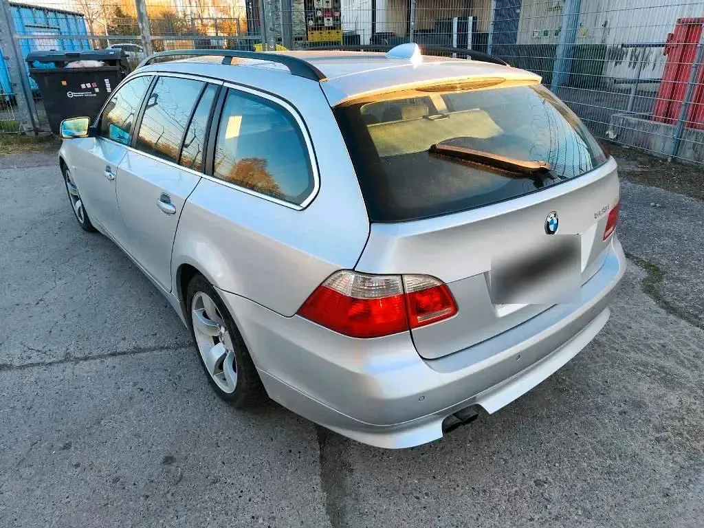 Gebraucht BMW 523 2007 Silber Kombi