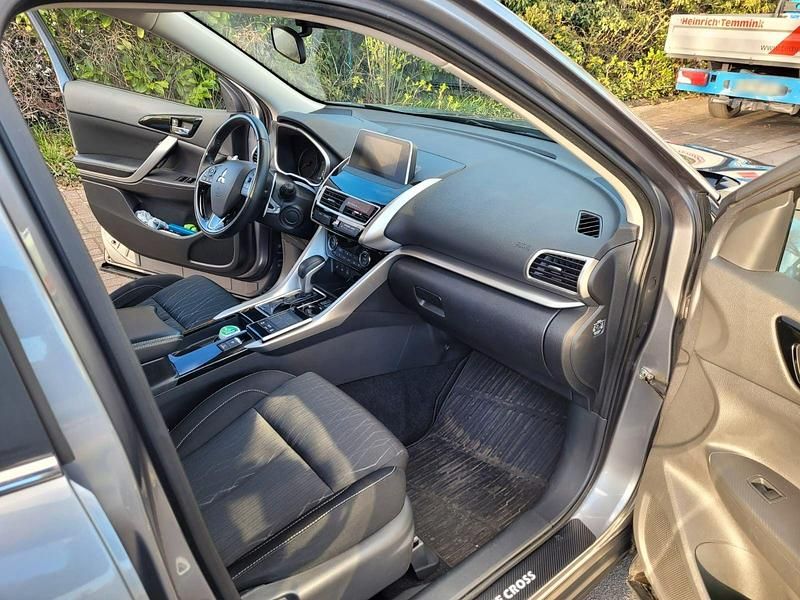 Second-hand Mitsubishi Eclipse Cross 163 CP (119 kW) 2018 Gri SUV