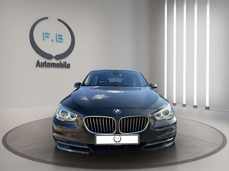 Gebraucht BMW 530 258 PS (189 kW) 2017 Sophistograu brillanteffekt me Limousine