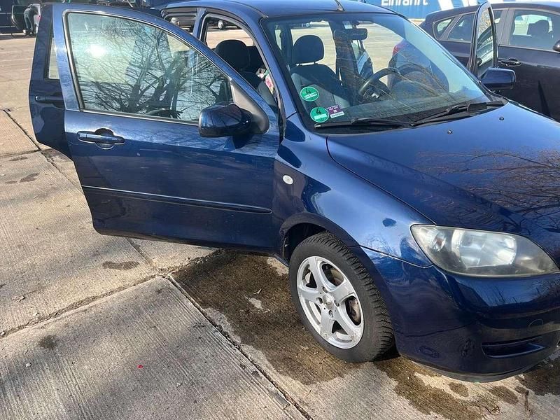 Second-hand Mazda 2 Active 80 CP (58 kW) 2005 Albastru Hatchback