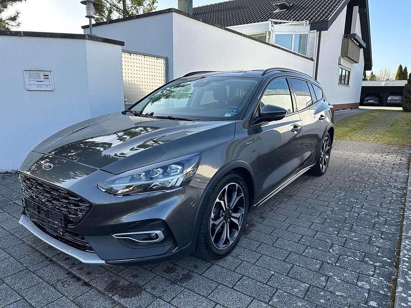 Gebraucht Ford Focus Active 151 PS (111 kW) 2019 Magneticgrau (metallic) Kombi