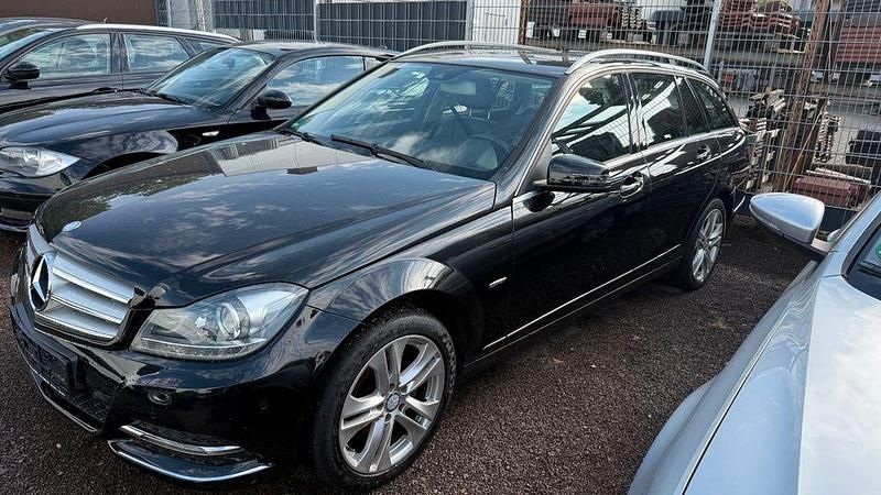Schwarz Gebraucht 2011 Mercedes C220 Kombi | 6.700 € (Guter Preis) - Bild 1/4