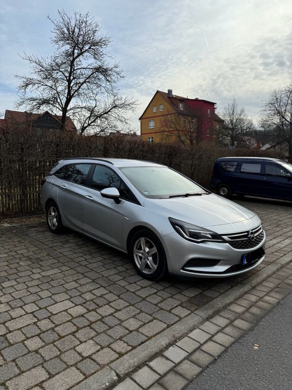 Gebraucht 2017 Opel Astra Active Kombi | 6.100 € (Fairer Preis) - Bild 1/4