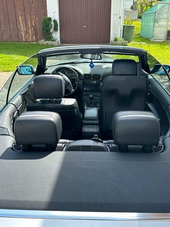 Gebraucht BMW 318 Cabriolet 145 PS (106 kW) 2004 Silber Cabrio