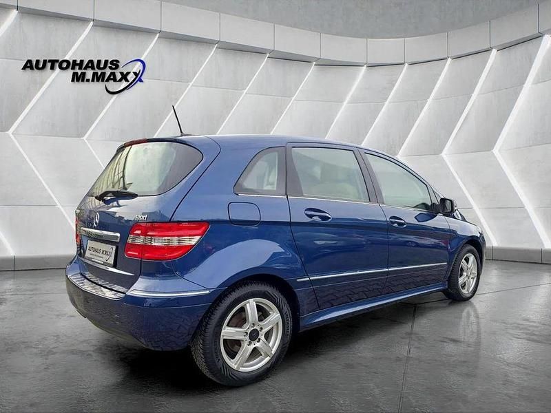 Gebraucht Mercedes B200 136 PS (100 kW) 2008 Blau Van / Kleinbus