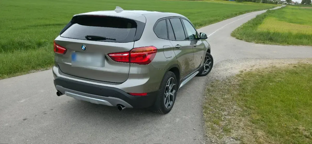 Second-hand BMW X1 xLine 192 CP (141 kW) 2017 Argintiu SUV