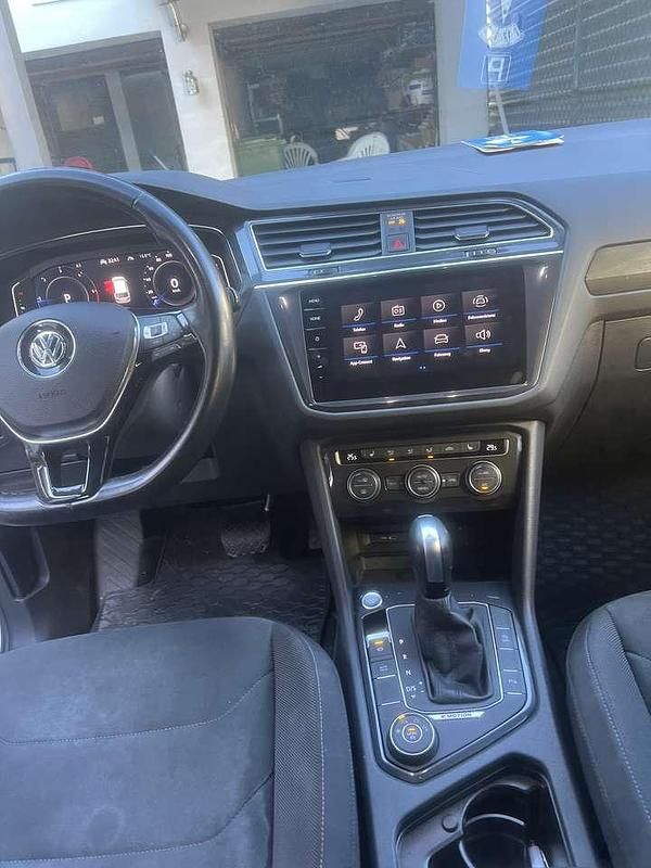 Gebraucht VW Tiguan Allspace Highline 200 PS (147 kW) 2021 Weiß SUV