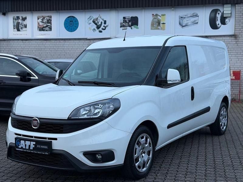 Weiß Gebraucht 2019 Fiat Doblò Van / Kleinbus | 7.990 € (Superpreis) - Bild 1/4