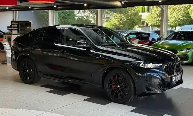 Gebraucht BMW X6 M Sport 298 PS (219 kW) 2024 Schwarz SUV