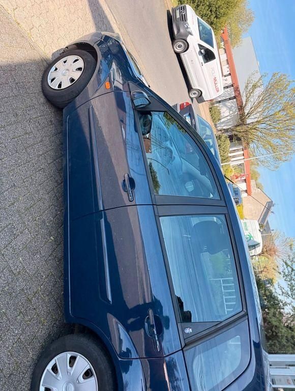 Gebraucht Ford Fiesta Ambiente 80 PS (58 kW) 2008 Blau Kleinwagen