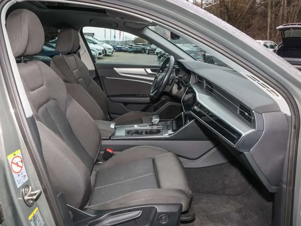 Gebraucht Audi A6 Sport 204 PS (150 kW) 2023 Chronosgrau metallic Kombi