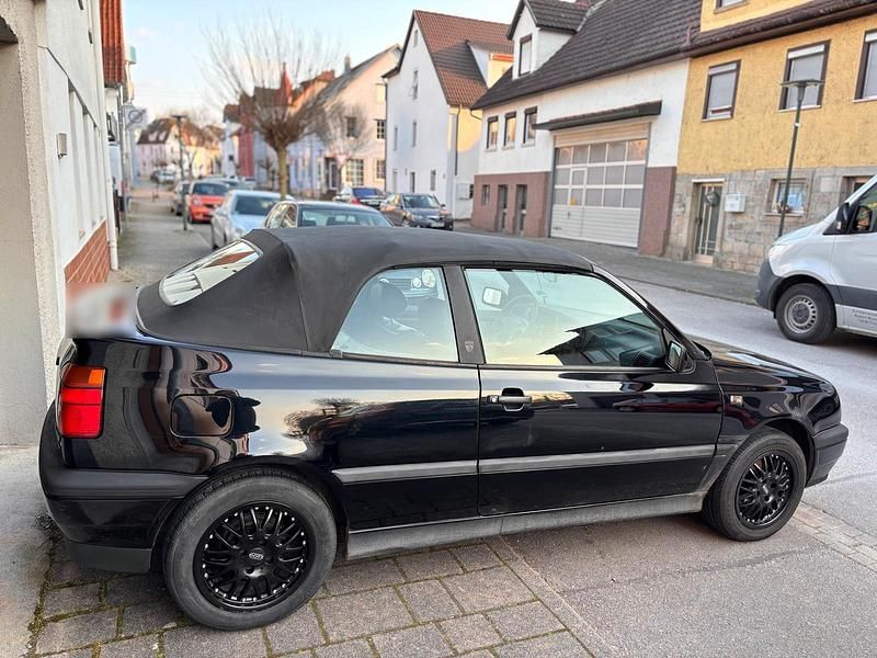 Gebraucht VW Golf Cabriolet 75 PS (55 kW) 1997 Schwarz Cabrio