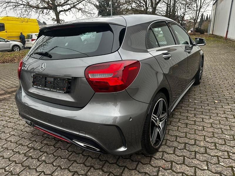 Gebraucht Mercedes A250 AMG 218 PS (160 kW) 2014 Grau Limousine