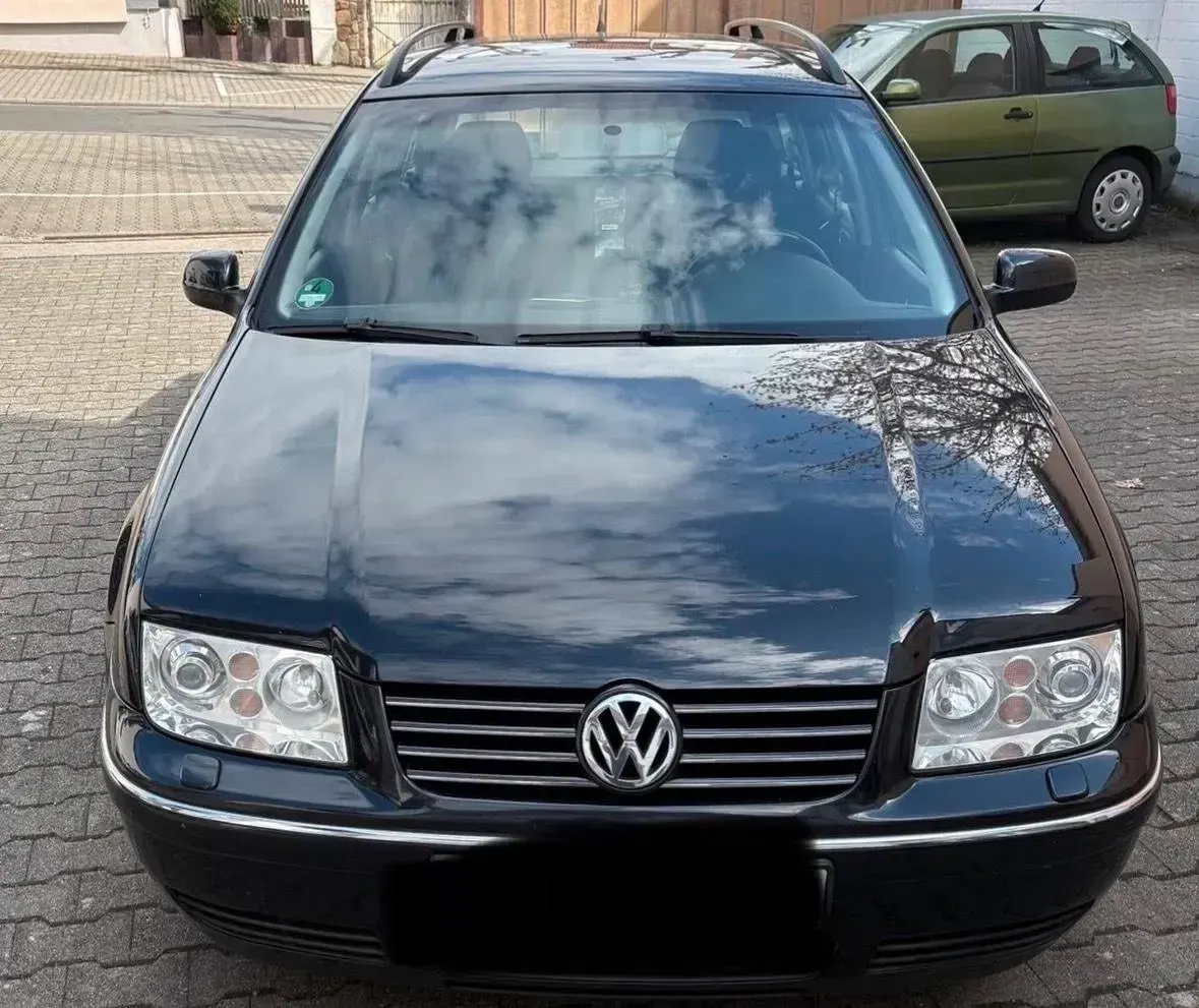 Second-hand VW Bora 115 CP (84 kW) 2002 Negru Break