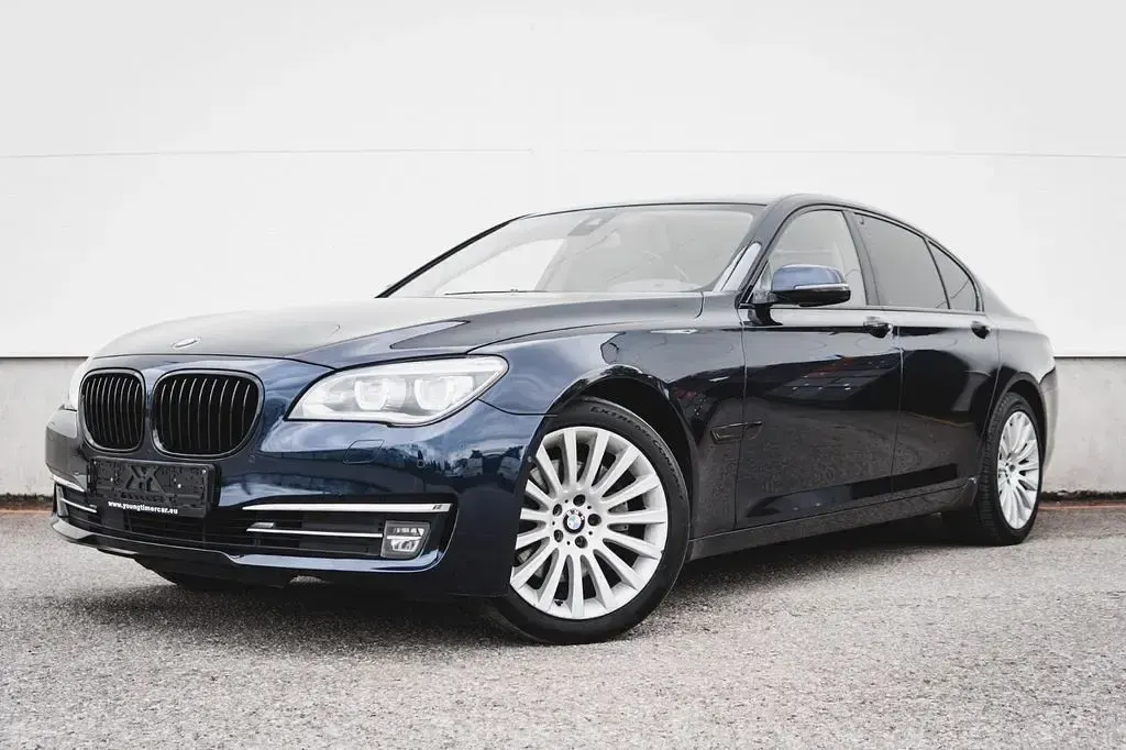 Gebraucht BMW 730 258 PS (189 kW) 2014 Blau Limousine