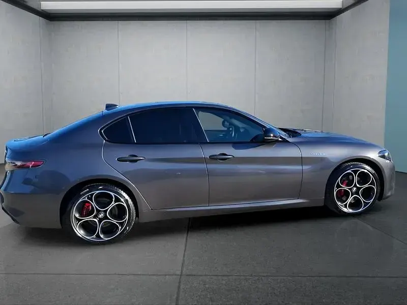 Gebraucht Alfa Romeo Giulia Veloce 280 PS (205 kW) 2024 Andere Limousine