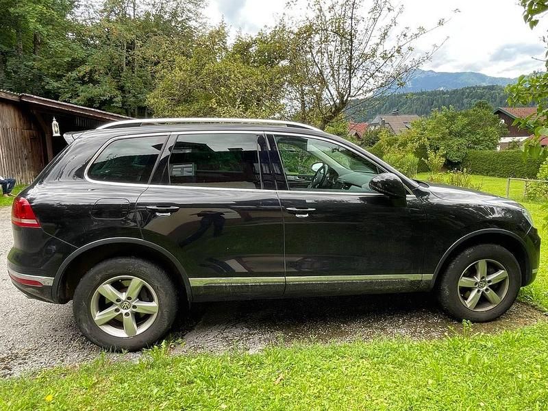 Gebraucht VW Touareg 262 PS (192 kW) 2015 Schwarz SUV