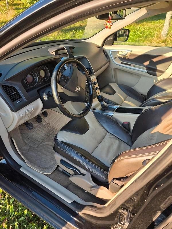 Schwarz Gebraucht 2009 Volvo XC60 SUV | 7.000 € (Superpreis) - Bild 1/4