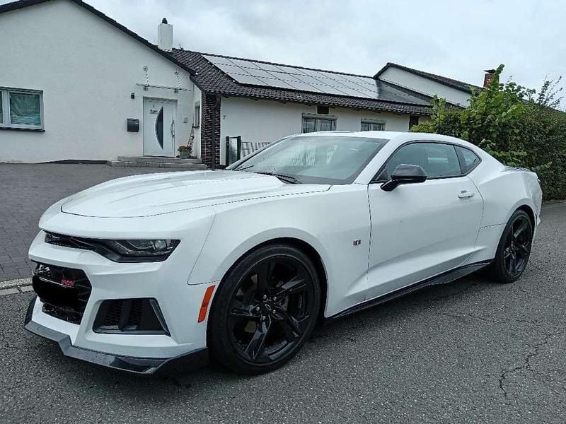 Gebraucht 2021 Chevrolet Camaro Coupé | 26.450 € (Guter Preis) - Bild 1/4