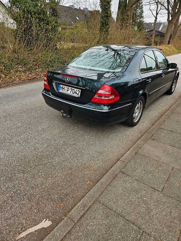 Gebraucht Mercedes E320 Elegance 224 PS (164 kW) 2003 Grün Limousine