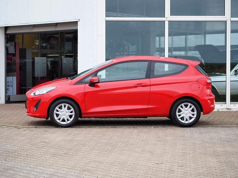 Usata Ford Fiesta 86 CV (63 kW) 2018 Rosso Utilitaria
