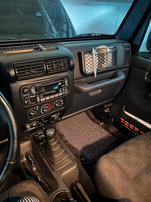 Gebraucht Jeep Wrangler 140 PS (102 kW) 2004 Schwarz SUV