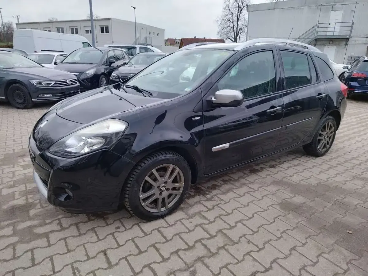 Gebraucht Renault Clio GrandTour Night&Day 103 PS (75 kW) 2012 Schwarz Kombi
