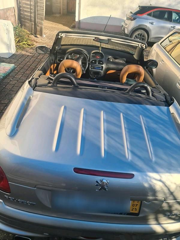 Gebraucht Peugeot 206 140 PS (102 kW) 2003 Silber Cabrio