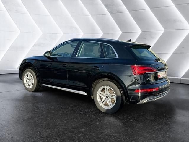 Używany Audi Q5 Ambiente 204 KM (150 kW) 2022 Czarny SUV