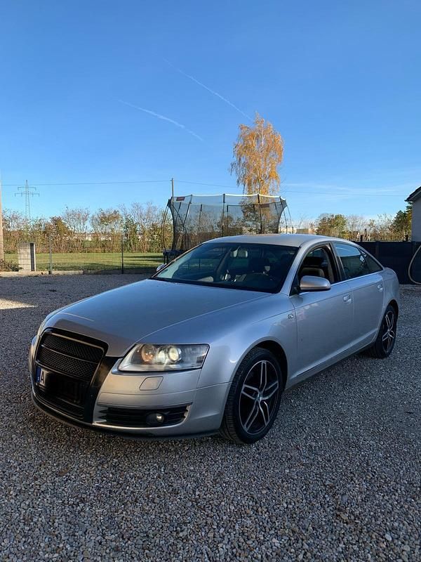 Silber Gebraucht 2006 Audi A6 Limousine | 1.990 € (Superpreis) - Bild 1/4