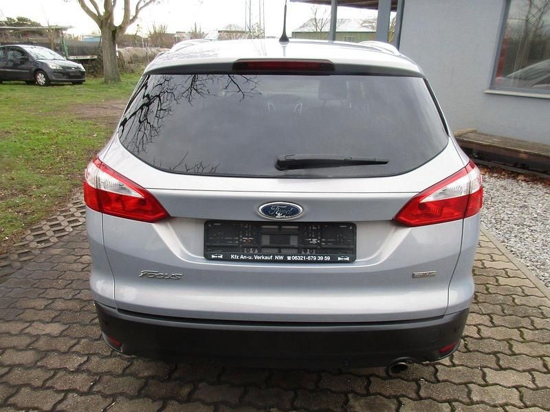 Gebraucht Ford Focus 150 PS (110 kW) 2013 Blau Kombi